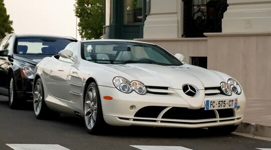 De Mercedes-SLR McLaren die door een Amerikaanse autodealer werd gekocht.