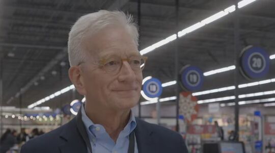 De Amerikaanse miljardair Hank Meijer in één van zijn winkels