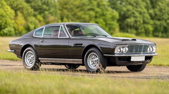 De Aston Martin van acteur Orlando Bloom
