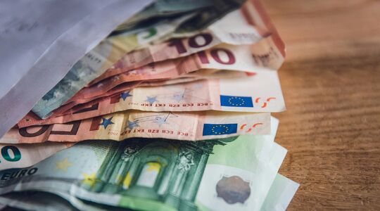 Sparen en lenen: slimme strategieën voor een gezonde toekomst