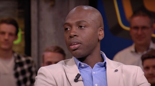 Steven Brunswijk tijdens een uitzending van Vandaag Inside