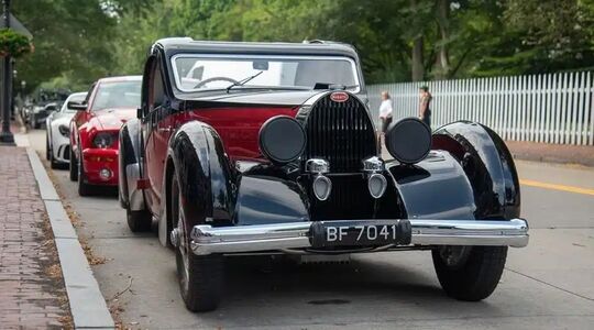 De Bugatti die door Californië reed