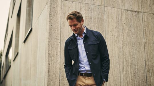 Hierom heeft elke succesvolle zakenman een chino in de garderobe