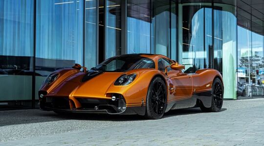 De Pagani Utopia die op Nederlands kenteken wordt gezet