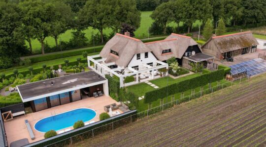 Het luxe landgoed in Friesland.