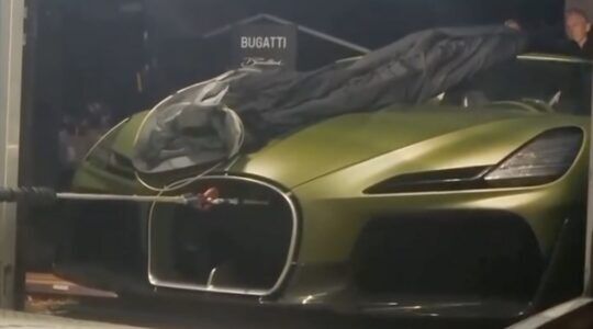 De Bugatti Brouillard van Michel Perridon heeft nu al schade opgelopen