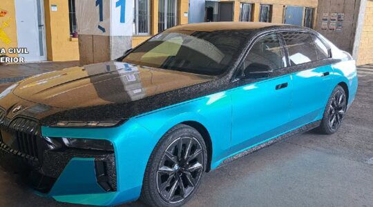 De desbetreffende gestolen BMW