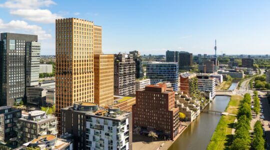 Het gebouw met daarin de penthouses van Derk Brouwer