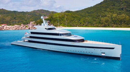 Het Feadship-superjacht dat werd gebruikt in een Netflix-film