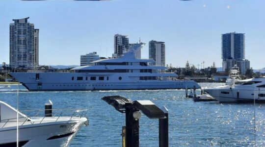 Het superjacht dat aanlegde in Australië