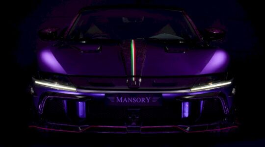 De door MANSORY onder handen genomen Ferrari 12Cilindri