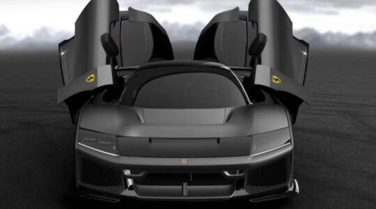 De nieuwe Ferrari F80 van Zlatan Ibrahimović