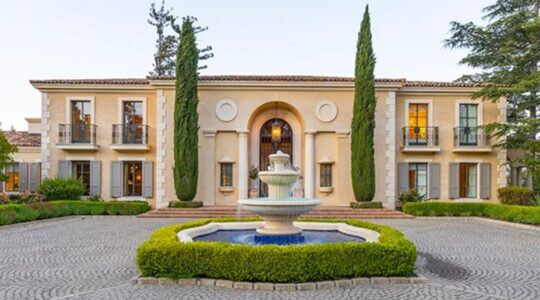 De op het Comomeer geïnspireerde villa