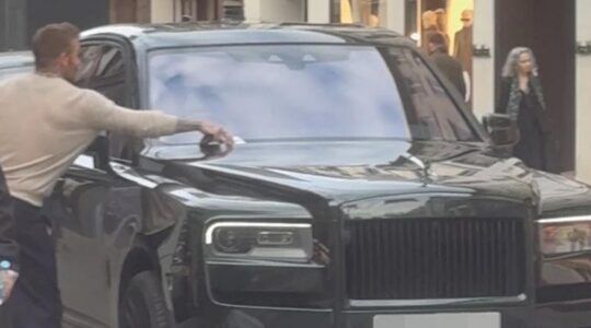 David Beckham die zijn boete aantreft