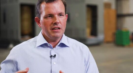 De CEO van het bedrijf Fibrebond