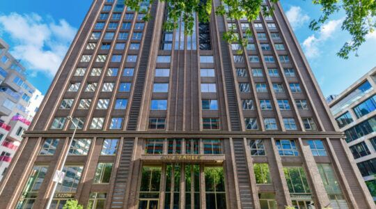 Het appartement van Jorrel Hato op de Zuidas