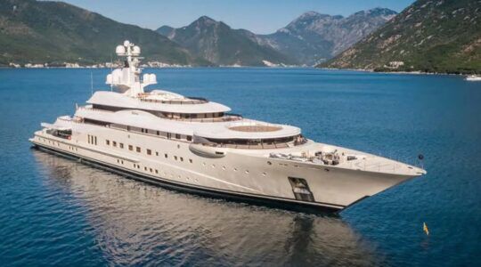 Het superjacht Pelorus van de Duitse scheepswerf Lürssen