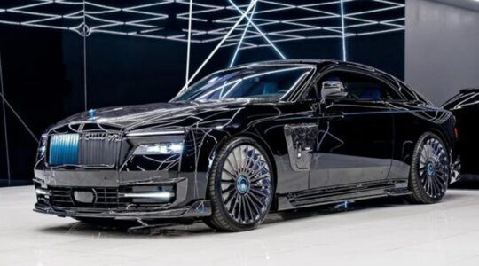 De MANSORY Rolls-Royce Spectre