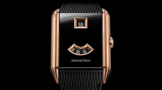 De voorzijde van de Audemars Piguet Neo Frame Jumping Hour