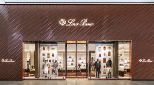 Een winkel van Loro Piana, één van de merken waar de allerrijksten veel shoppen