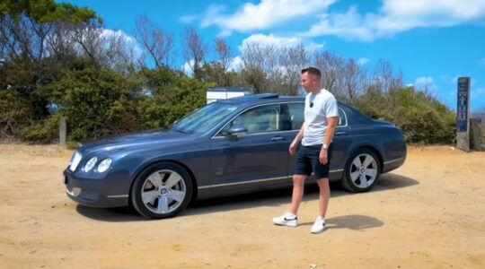 De Bentley Continental Flying Spur van de Britse YouTuber Matt