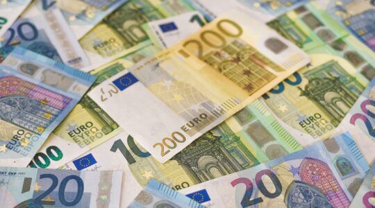 Dit bedrag aan belasting betaalt u als u meer spaargeld dan de vrijstelling heeft