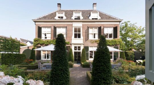 Het landhuis van Wiet Pot in Warmond