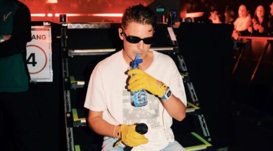 Rapper Lil' Kleine is tijdens de New Wave-concertreeks gespot met een Richard Mille-horloge van € 400.000