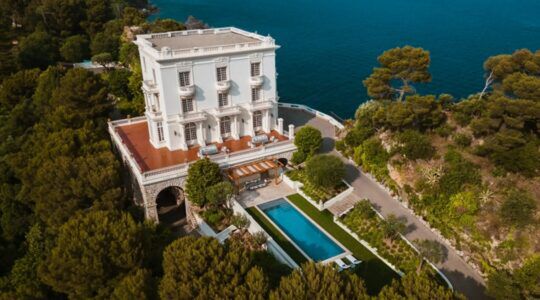 De voormalige villa van Karl Lagerfeld