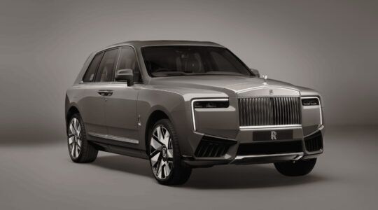 De voorzijde van de Rolls-Royce Cullinan