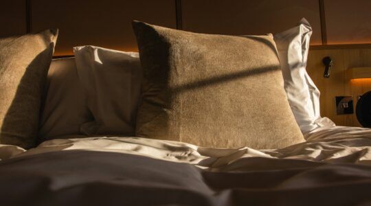 De 'boutique hotel'-slaapkamer: jouw heiligdom van ingetogen luxe