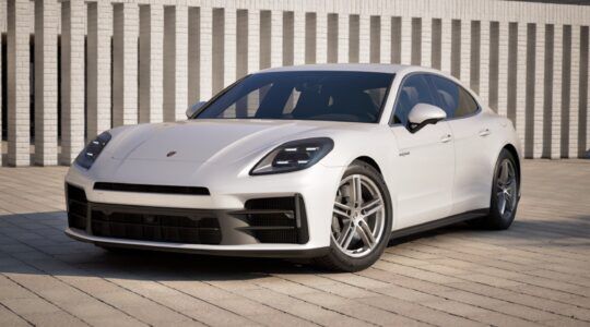 De Porsche Panamera 4-E Hybrid