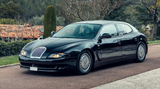 De Bugatti EB112S die geveild zal worden