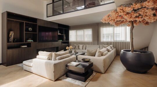 Donyell Malen (27) stevent af op verlies met korting op zijn appartement in de Jordaan