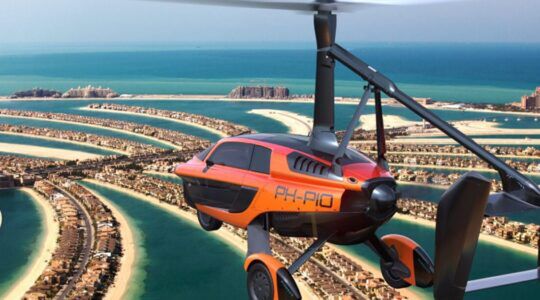 De eerste vliegende auto ter wereld komt volgend jaar naar Dubai