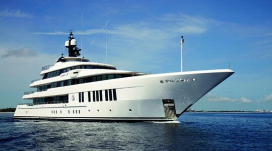 Het superjacht Just J's van Royal Hakvoort Shipyard