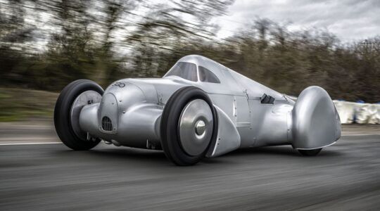De nieuwe supercar van Audi