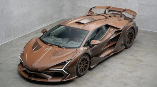 De MANSORY Carbonado Damask X