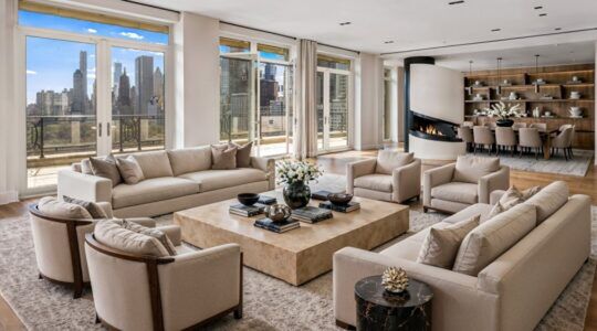 De living van het voormalige penthouse van Sting