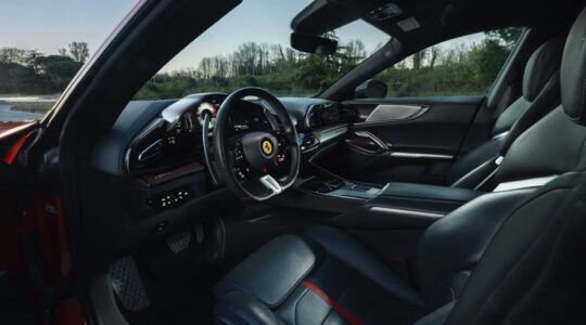 Het interieur van de Ferrari Purosangue Handling Speciale