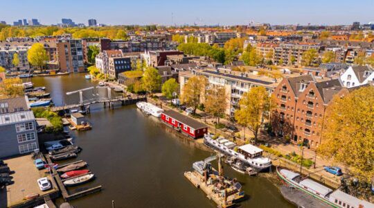 Presentator Jeroen Pauw (65) wil € 1,1 miljoen voor appartement in voormalig pakhuis in Amsterdam