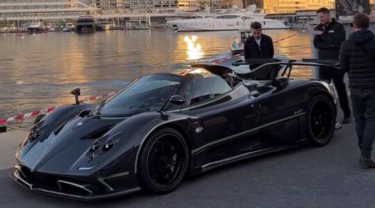 De Pagani Zonda van Fernando Alonso