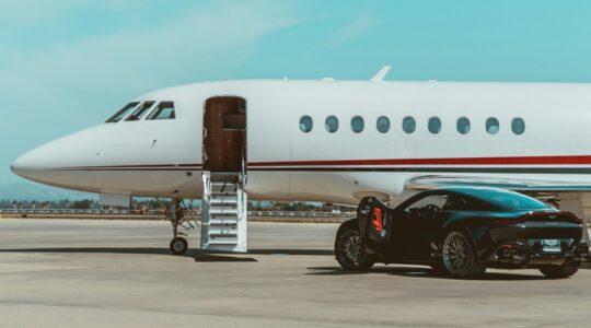 Eén van de privéjets waar een Amerikaan miljoenenfraude wist te plegen
