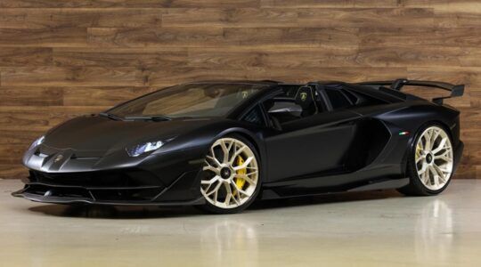 De Lamborghini Aventador die op Marktplaats staat