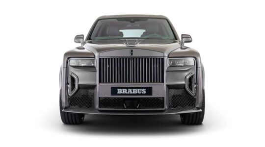 De Rolls-Royce Cullinan Brabus 700 vanaf de voorzijde