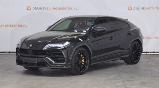 De Lamborghini Urus die bij Domeinen te koop zaat