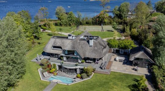 Zakenman Joop Drechsel wil opnieuw maar liefst € 14 miljoen voor villa in Loosdrecht die schitterde in Netflix-serie