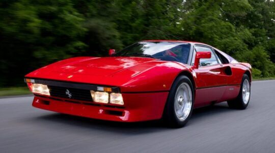 De te koop staande Ferrari 288 GTO
