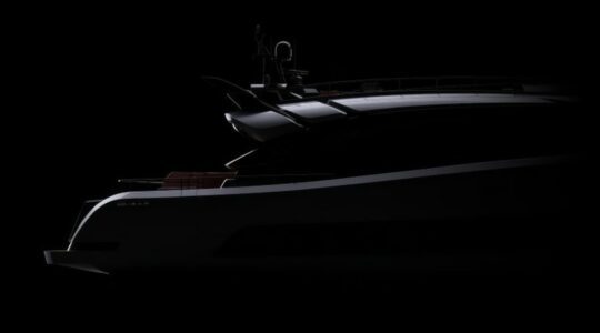 De eerste glimp van het schip van Brabus en AB Yachts