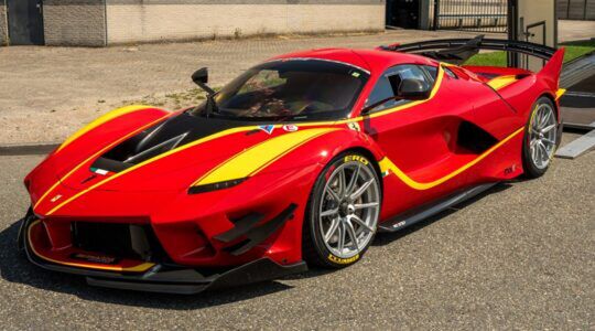 De speciale Ferrari LaFerrari die te koop staat bij Bernards Exclusives